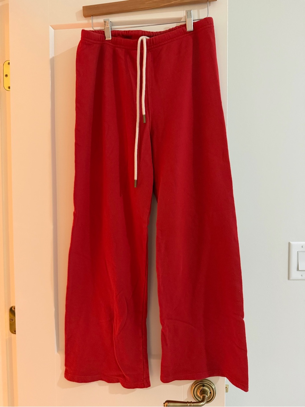 THE GREAT. Red Wide-Leg Sweatpants with White Drawstring